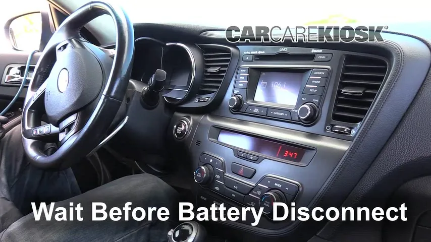 2011 Kia Optima SX 2.0L 4 Cyl. Turbo Battery Replace